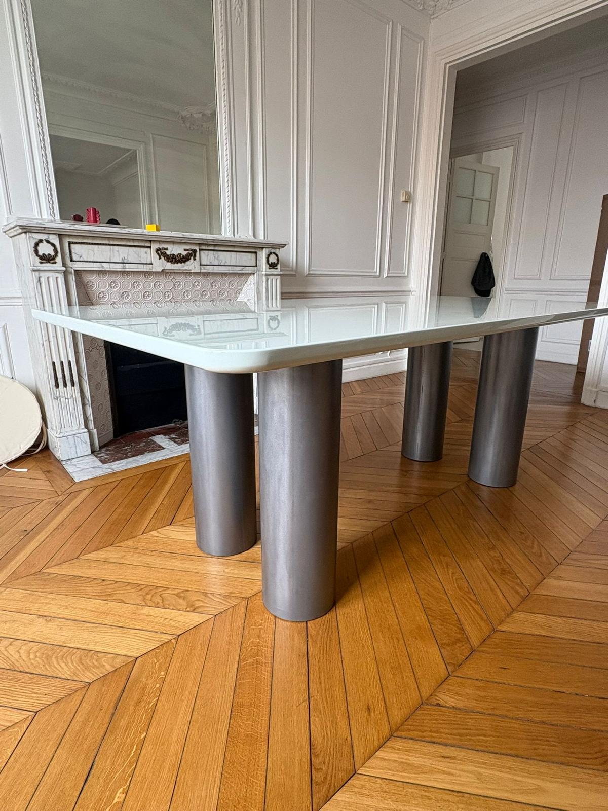 Table verre laqué & inox